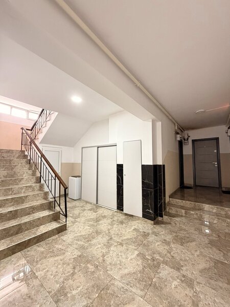 Giurgiului, apartament 2 camere, loc de parcare inclus.
